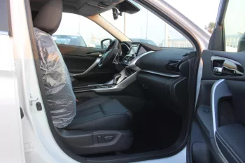 MITSUBISHI ECLIPSE CROSS 1.5L PETROL AWD MY2023 WHITE
