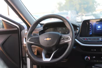 Chevrolet Menlo Full Electric 2023 Model Year White Color