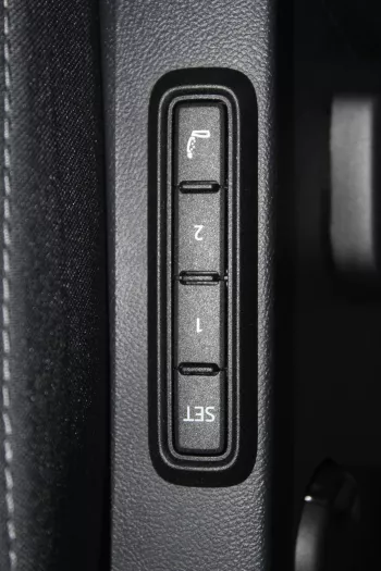 VOLKSWAGEN ID.4 FULL ELECTRIC RWD 2023 MODEL YEAR GRAY