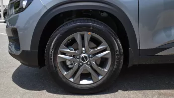 Kia Seltos 1.5L V4 2023 Model Year Silver Color