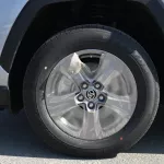 TOYOTA RAV4 LE 2.0L AWD 2024 MODEL YEAR SILVER COLOR - Thumbnail 4