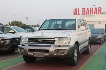 Toyota Land Cruiser 4.7L PETROL 2000 MODEL YEAR WHITE 