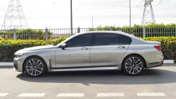 BMW  7 Series 760iL V12 Full Option M-kit  2021 Model Year