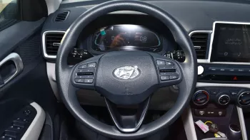 Hyundai venue 1.6-liter 2024 Model Year Blue Color