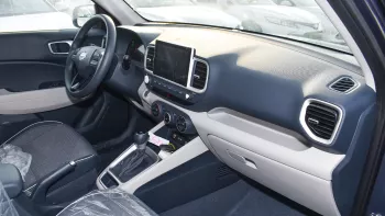 Hyundai venue 1.6-liter 2024 Model Year Blue Color