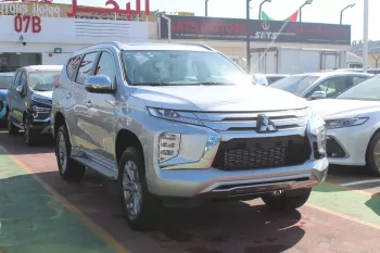 Mitsubishi Pajero Sport 2.5L AWD 2023 Model Year Silver