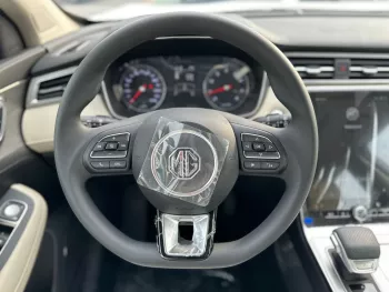 MG RX5 PLUS STANDARD 2023 MODEL YEAR WHITE COLOR