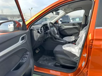 MG ZS STANDARD 2024 MODEL YEAR ORANGE COLOR