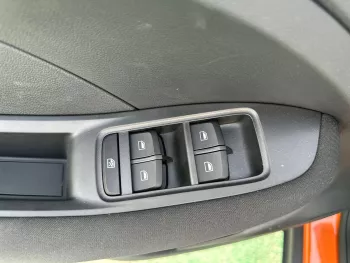 MG ZS STANDARD 2024 MODEL YEAR ORANGE COLOR