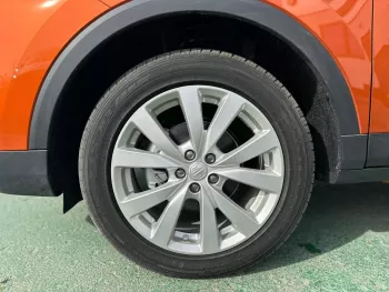 MG ZS STANDARD 2024 MODEL YEAR ORANGE COLOR