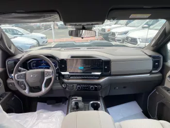 CHEVROLET SILVERADO TRAIL BOSS 2023 MODEL YEAR 5.3L V8