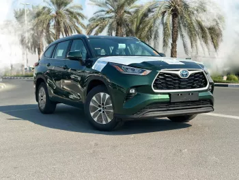 Toyota highlander GLE 2023 Model Year AWD 2.5L