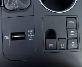 Toyota highlander GLE 2023 Model Year AWD 2.5L