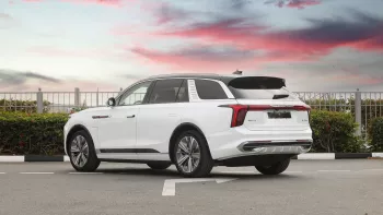 Hongqi E-HS9 6 2024 Model Year White Color