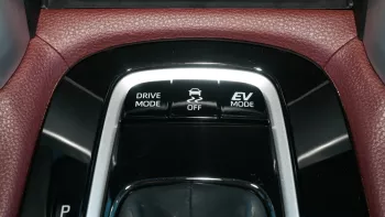 TOYOTA COROLLA CROSS 2.0L HYBRID 2023 MODEL YEAR 