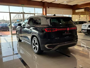 Volkswagen ID.6 Full Electric 2022 Model Year Blue Color