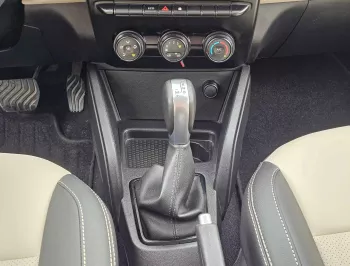 RENAULT DUSTER 2.0L V4 BLUE 2020 MODEL YEAR 