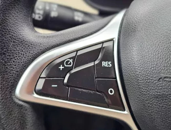 RENAULT DUSTER 2.0L V4 BLUE 2020 MODEL YEAR 