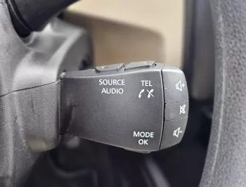 RENAULT DUSTER 2.0L V4 BLUE 2020 MODEL YEAR 