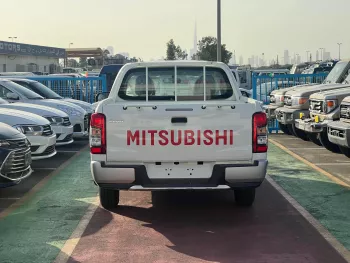Mitsubishi L200 2.2-liter diesel 4WD 2023 Model Year