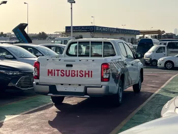 Mitsubishi L200 2.2-liter diesel 4WD 2023 Model Year