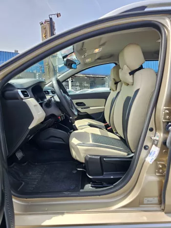  RENAULT DUSTER MID OPTION 2.0L V4 GOLDEN 2020 MODEL YEAR