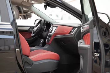 MG RX5 2.0 AWD Luxury 2023 Model Year Black inside Black & Red
