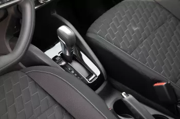 2024 Nissan Kicks 1.6 SV - Black inside Black