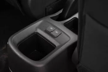 2024 Nissan Kicks 1.6 SV - Black inside Black