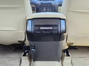 TOYOTA PRADO GXR 2.7L V4 4WD WHITE 2017 MODEL YEAR 