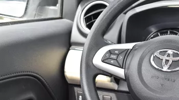 2023 Toyota Rush 1.5 G - White inside Black
