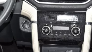 2023 Toyota Rush 1.5 G - White inside Black