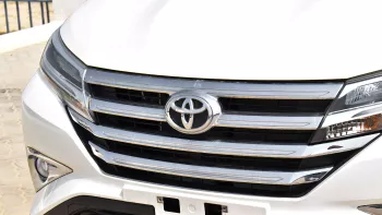 2023 Toyota Rush 1.5 G - White inside Black