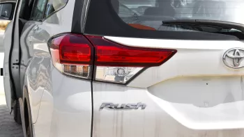 2023 Toyota Rush 1.5 G - White inside Black
