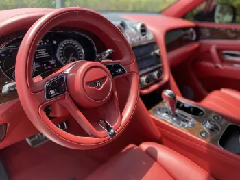 2018 Bentley Bentayga GCC Specs
