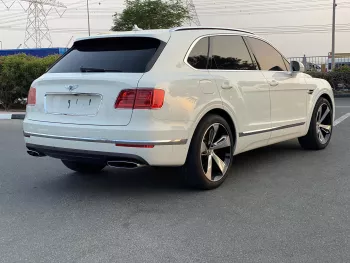 Bentley Bentayga 2017 Model Year