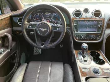 Bentley Bentayga 2017 Model Year
