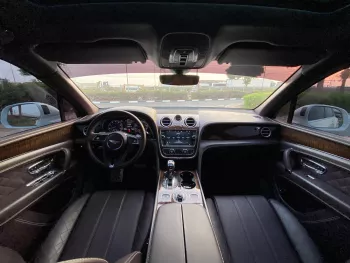 Bentley Bentayga 2017 Model Year