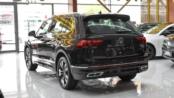 2023 VOLKSWAGEN TIGUAN R380 TSI 4MOTION 2.0L V4 BLACK COLOR EXPORT PRICE