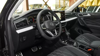2023 VOLKSWAGEN TIGUAN R380 TSI 4MOTION 2.0L V4 BLACK COLOR EXPORT PRICE