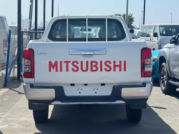 Mitsubishi L200 2.4L Diesel 4wd 2023 Model Year