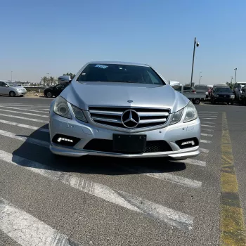 2009 MERCEDES-BENZ E CLASS E550 COUPE SILVER 5.5 L