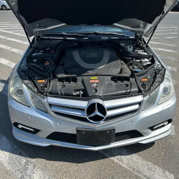 2009 MERCEDES-BENZ E CLASS E550 COUPE SILVER 5.5 L