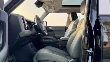 ICAR EQ3 FULL ELECTRIC WITH PENORAMIC SUNROOF 2024 MODEL YEAR
