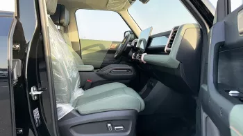 ICAR EQ3 FULL ELECTRIC WITH PENORAMIC SUNROOF 2024 MODEL YEAR