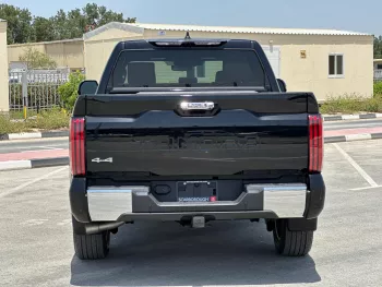 Toyota Tundra V6 Crewmax Limited Turbo 2024 Model Year