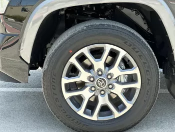 Toyota Tundra V6 Crewmax Limited Turbo 2024 Model Year