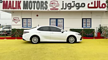 Toyota Camry 2021 Model Year GCC Specs White Color Exterior