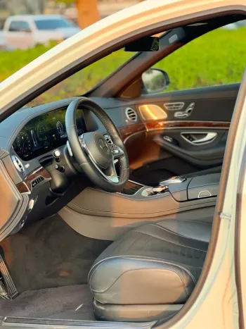Mercedes-Benz S Class S400 2018 Model Year White Color