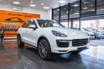 Porsche Cayenne Turbo s 4.8L Petrol 2015 Model Year